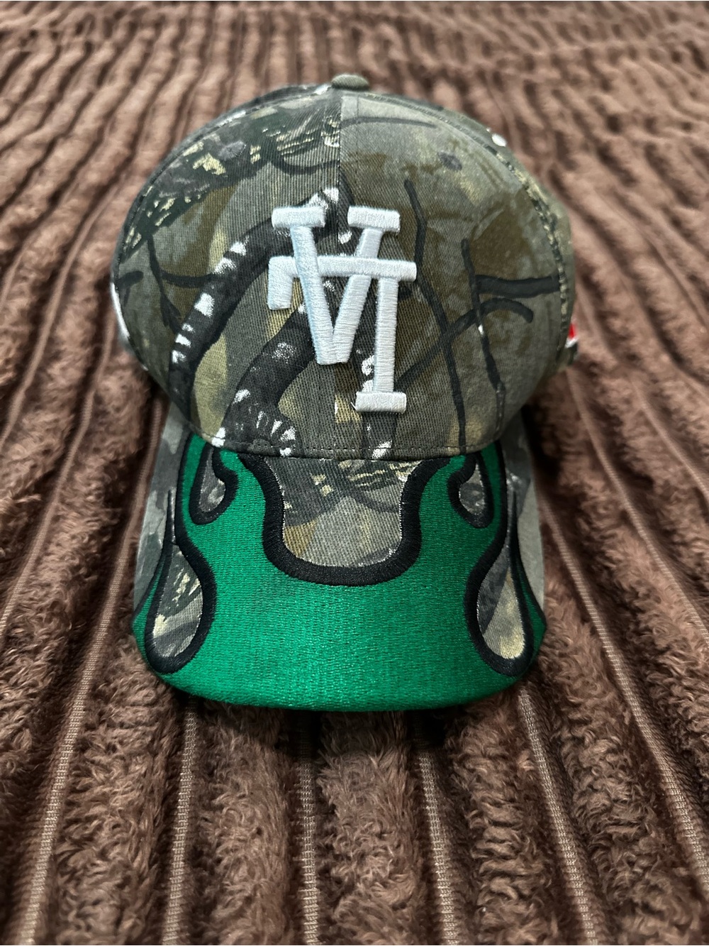 Men's Camouflage Green Flame Baseball Cap with Raised Logo